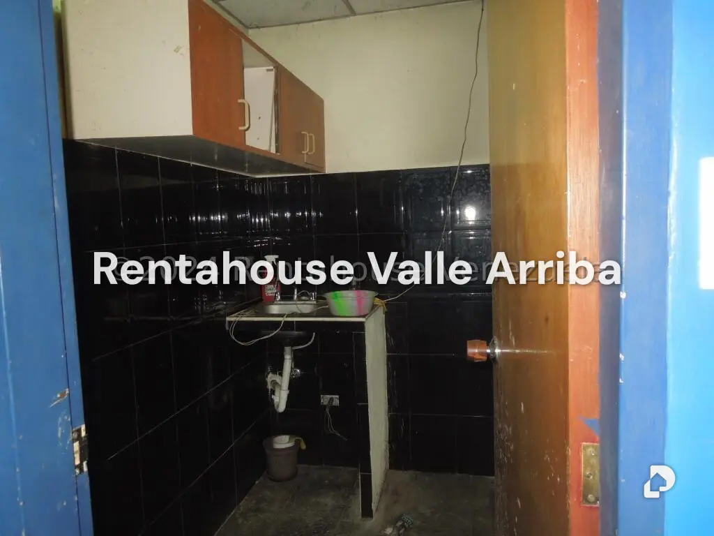 Local comercial en Parroquia Santa Rosalía, Caracas – 18