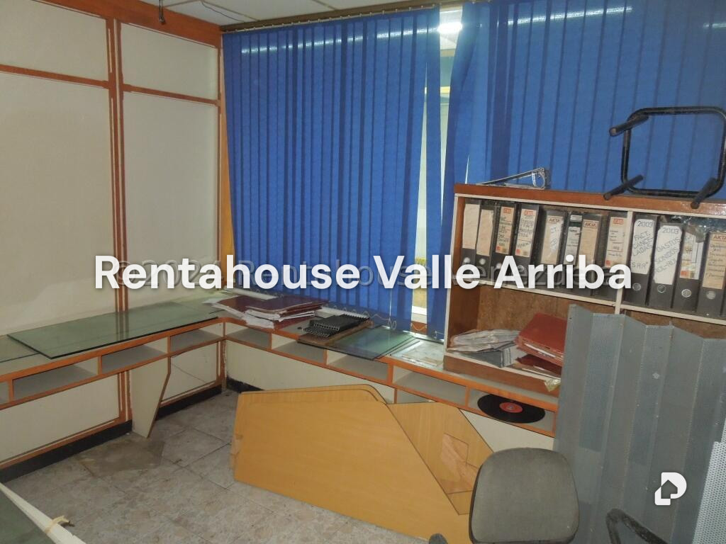 Local comercial en Parroquia Santa Rosalía, Caracas – 10