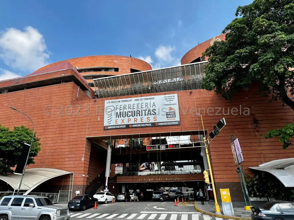 Commercial space in La Castellana, Caracas - 1