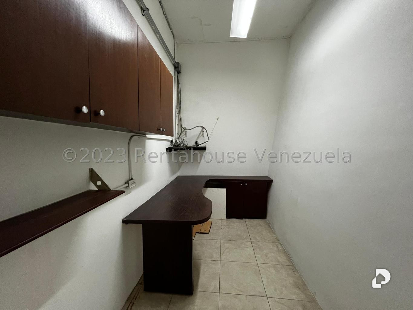 Local comercial en La Castellana, Caracas – 10