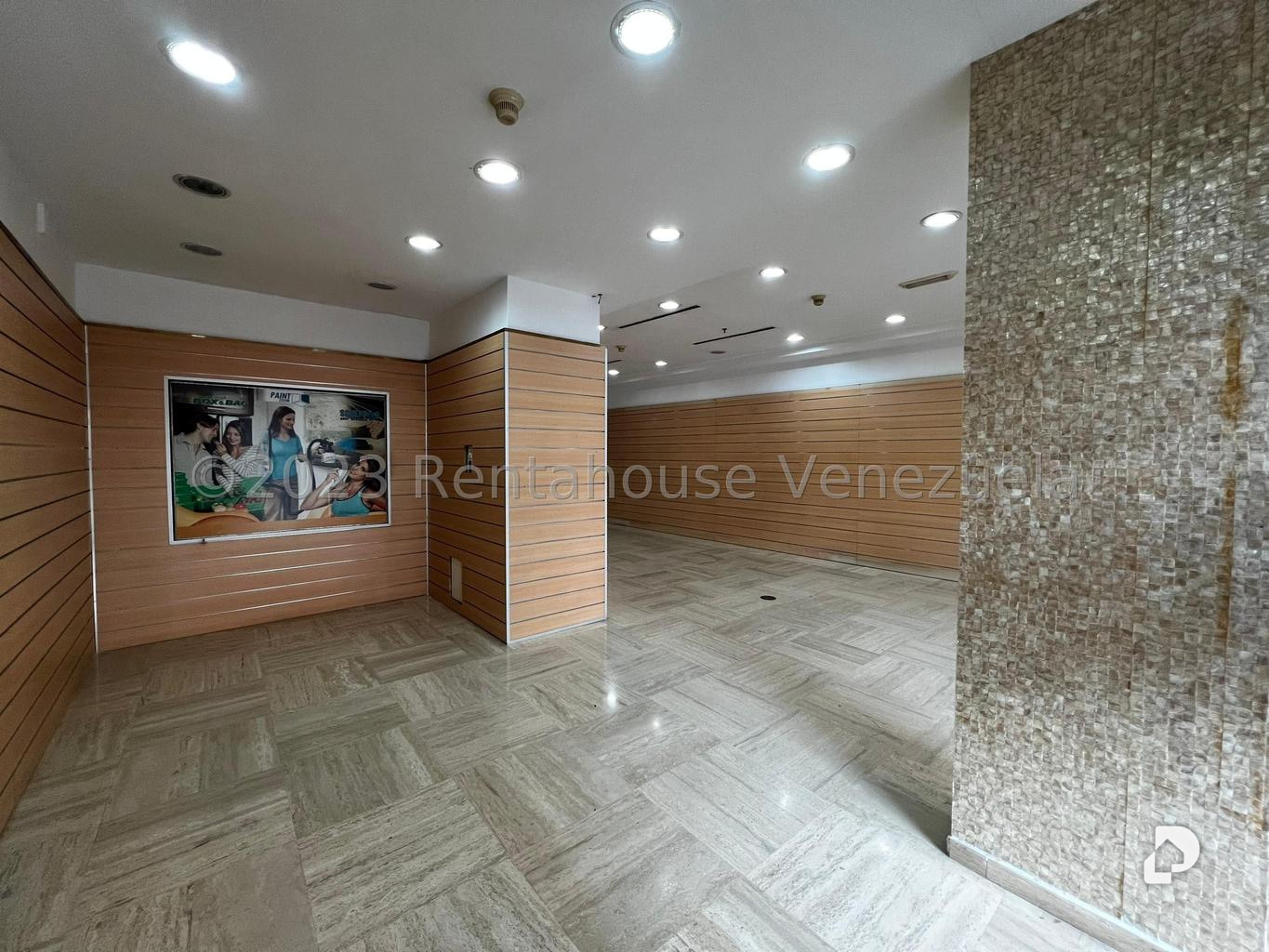 Local comercial en La Castellana, Caracas – 3