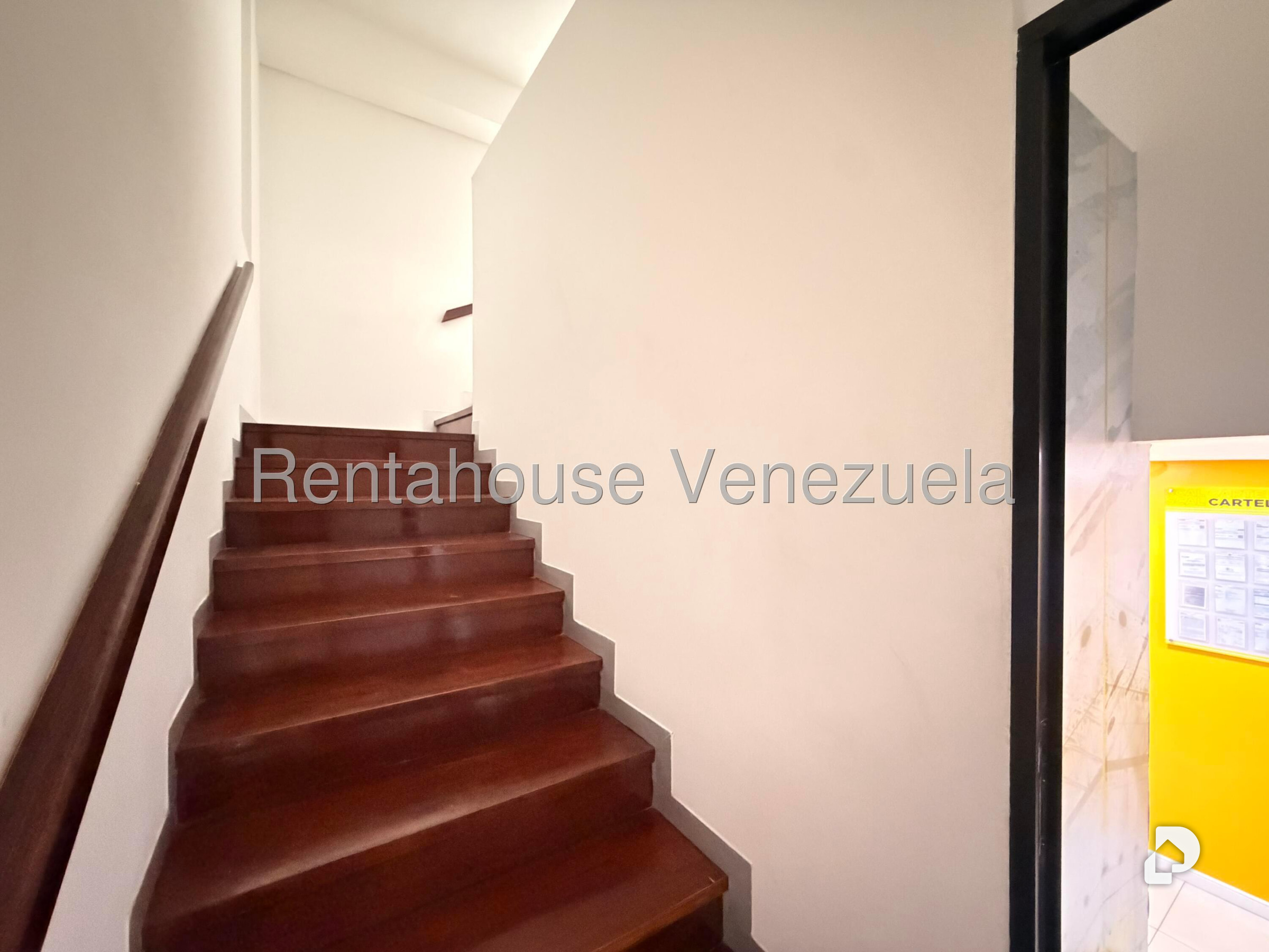 Local comercial en Las Mercedes, Caracas – 27