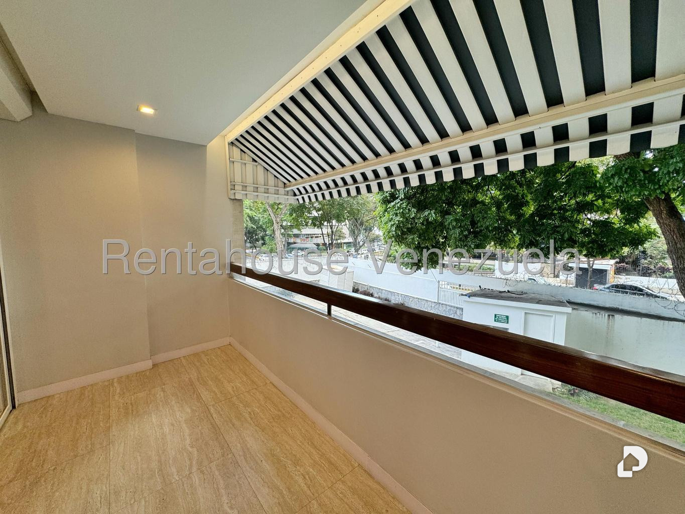 Apartamento en Altamira, Caracas – 12