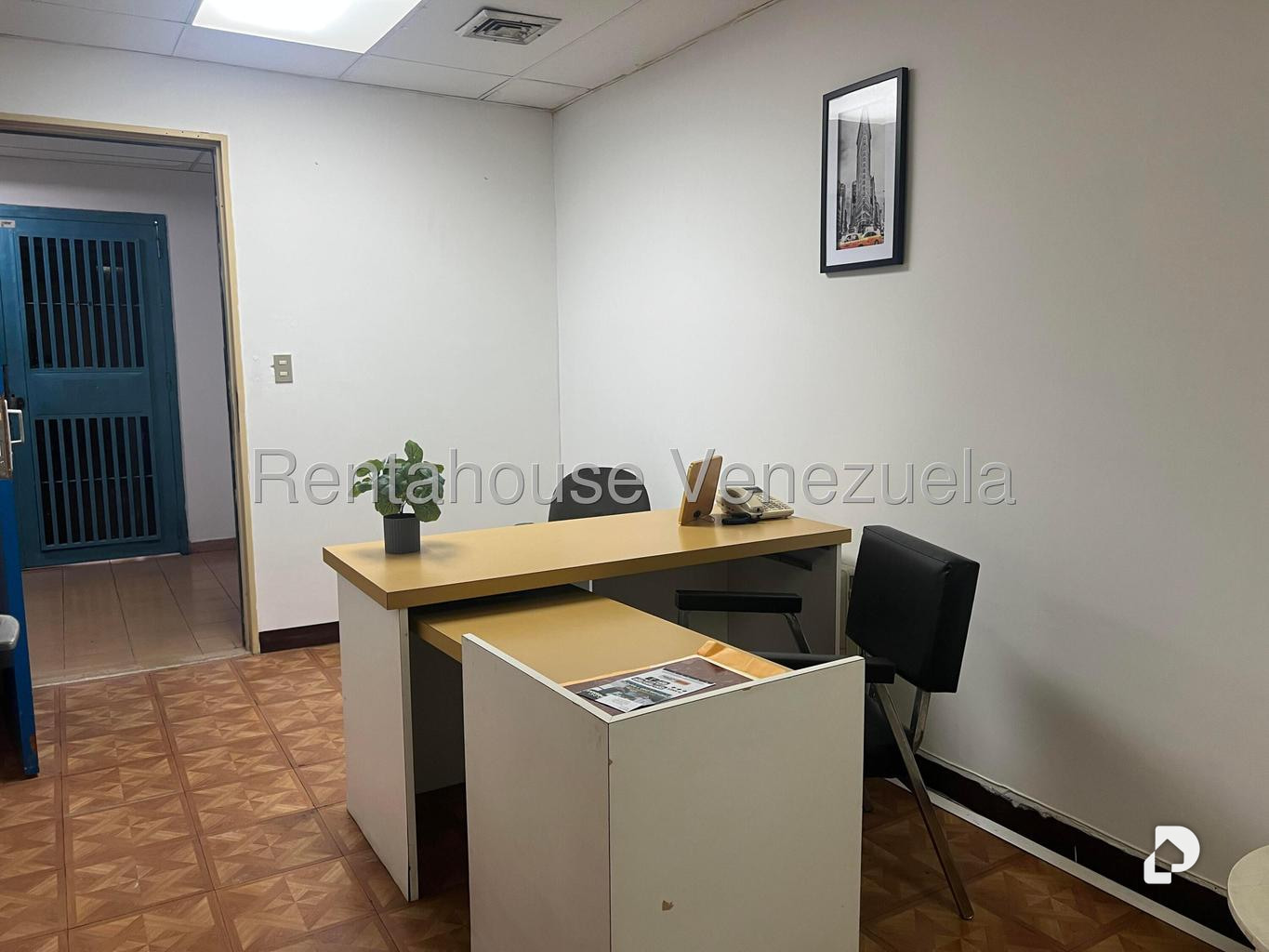 Office in Parroquia Catedral, Caracas – 5