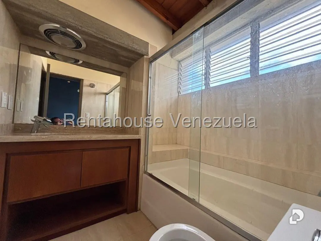 Casa en La Lagunita Country Club, Caracas – 26