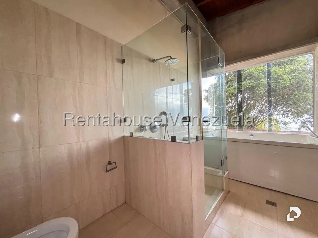 Casa en La Lagunita Country Club, Caracas – 29