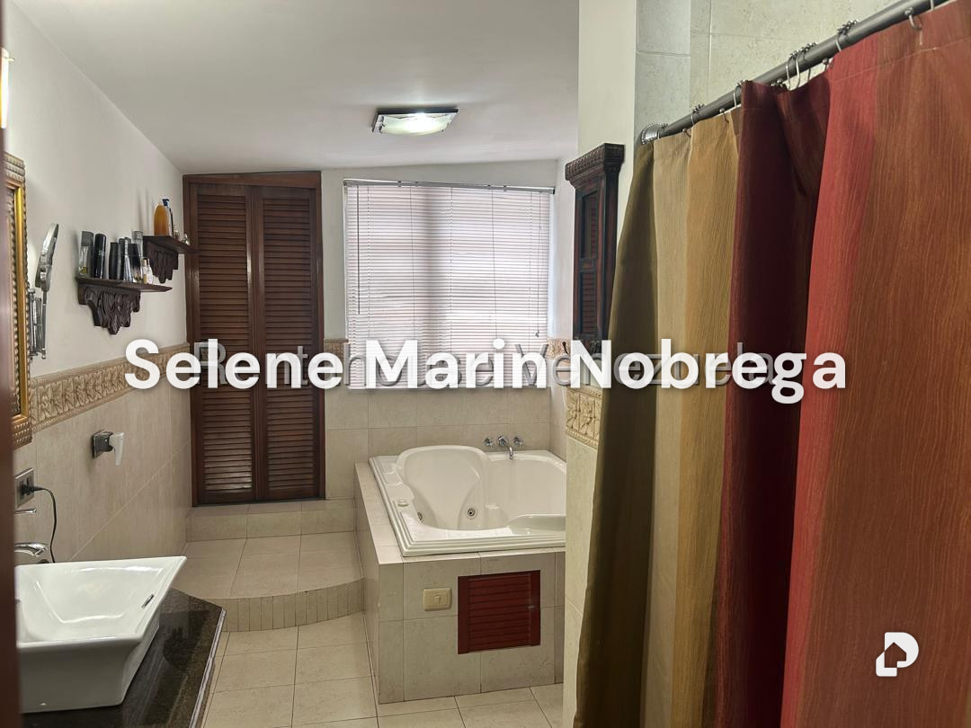 Casa en El Marqués, Caracas – 25
