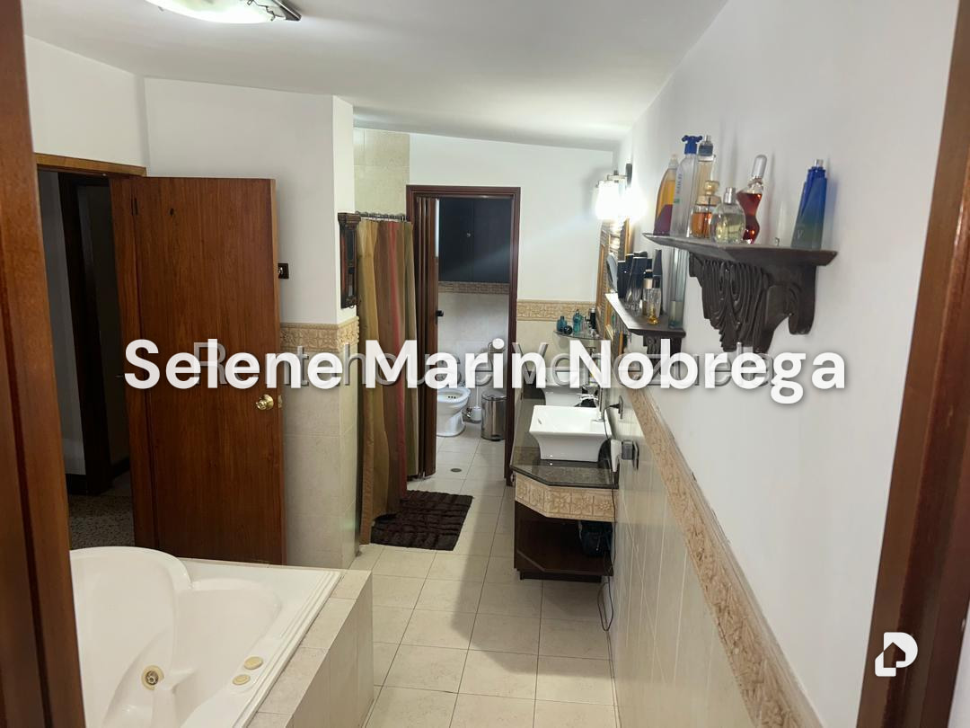 Casa en El Marqués, Caracas – 22