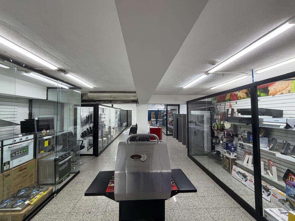 Local comercial en La Candelaria, Caracas - 1