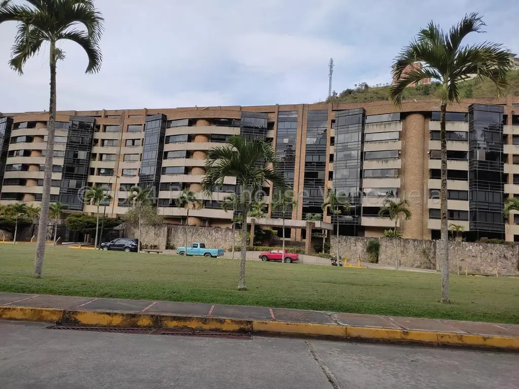 Apartamento en Lomas de La Lagunita, Caracas - 1