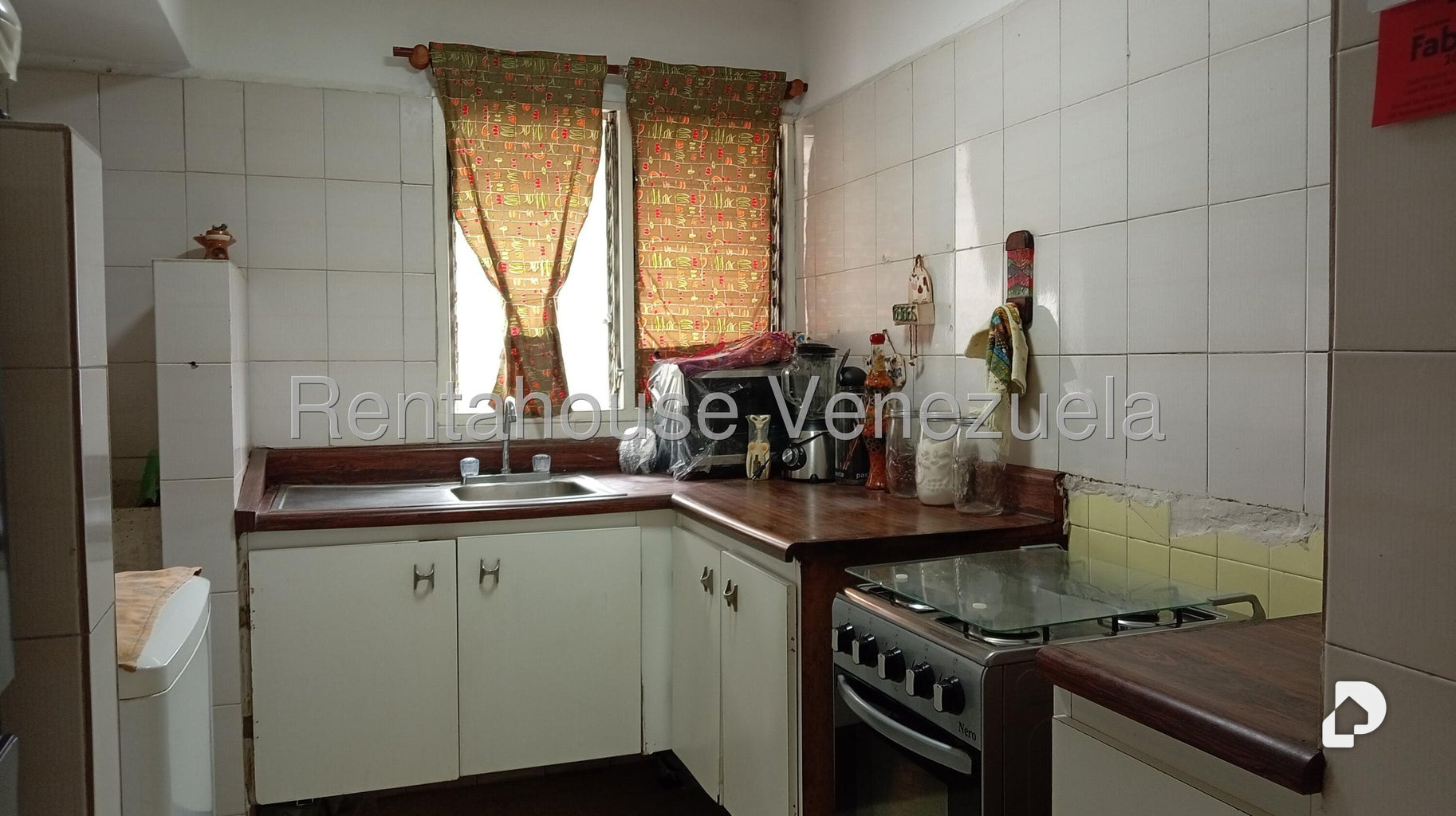 Apartamento en Parroquia Santa Rosalía, Caracas – 14
