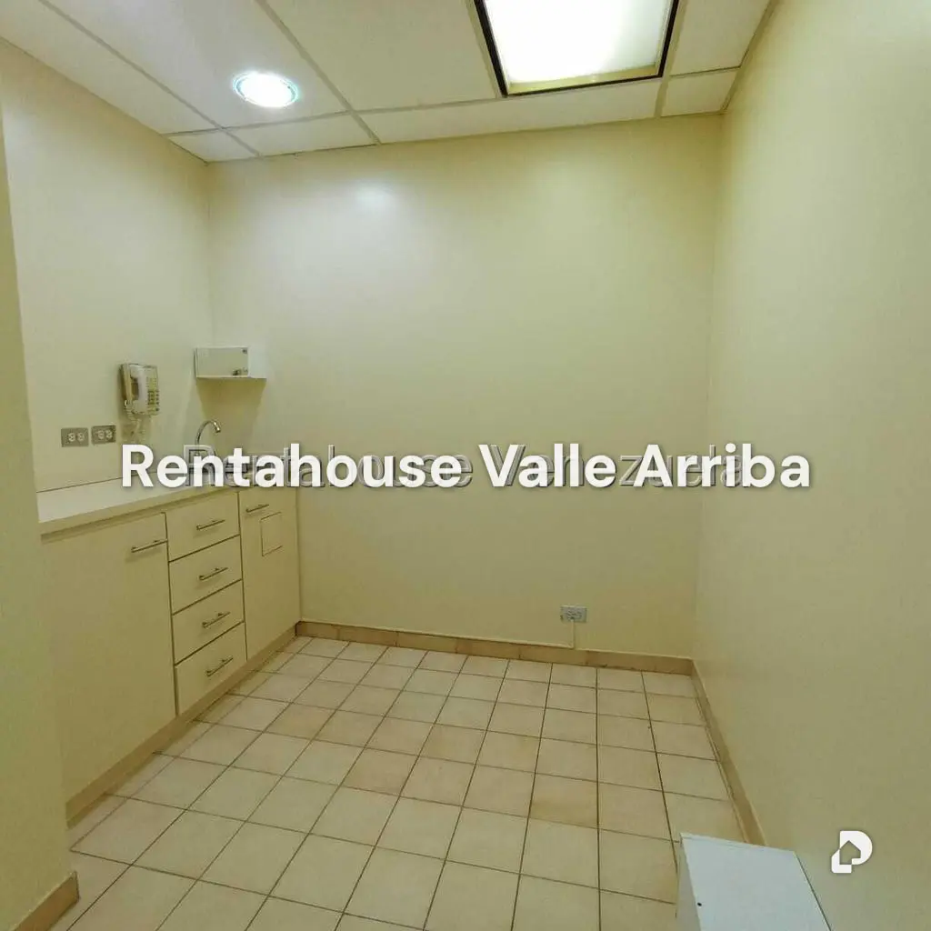 Local comercial en Santa Paula, Caracas – 8