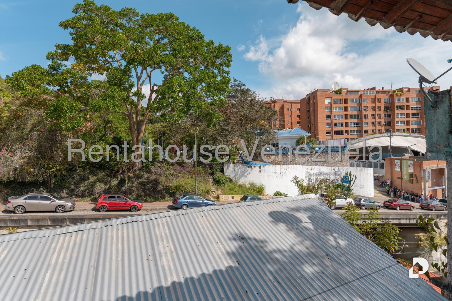 Local comercial en El Hatillo, Caracas – 18