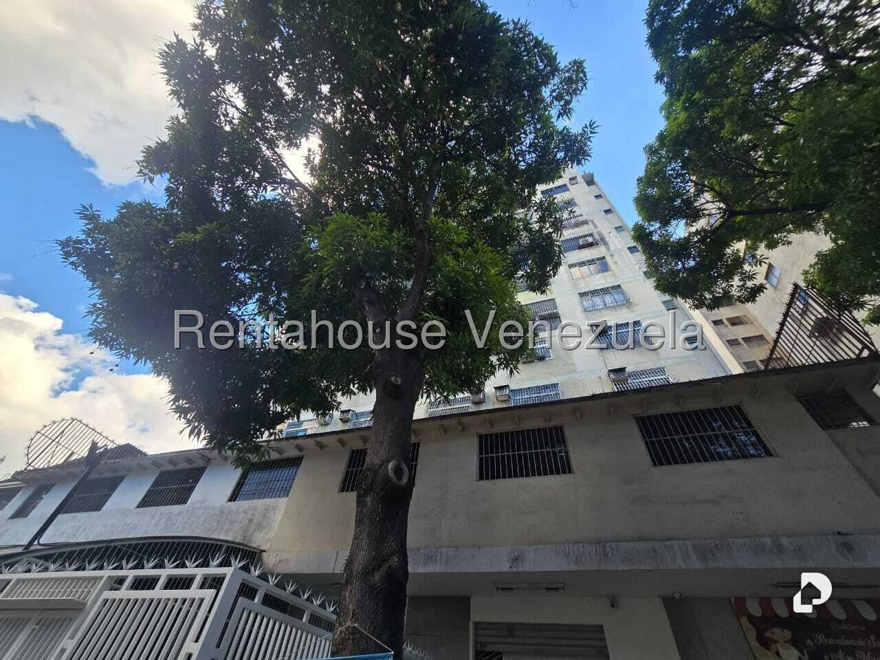Apartamento en Las Acacias, Caracas – 24