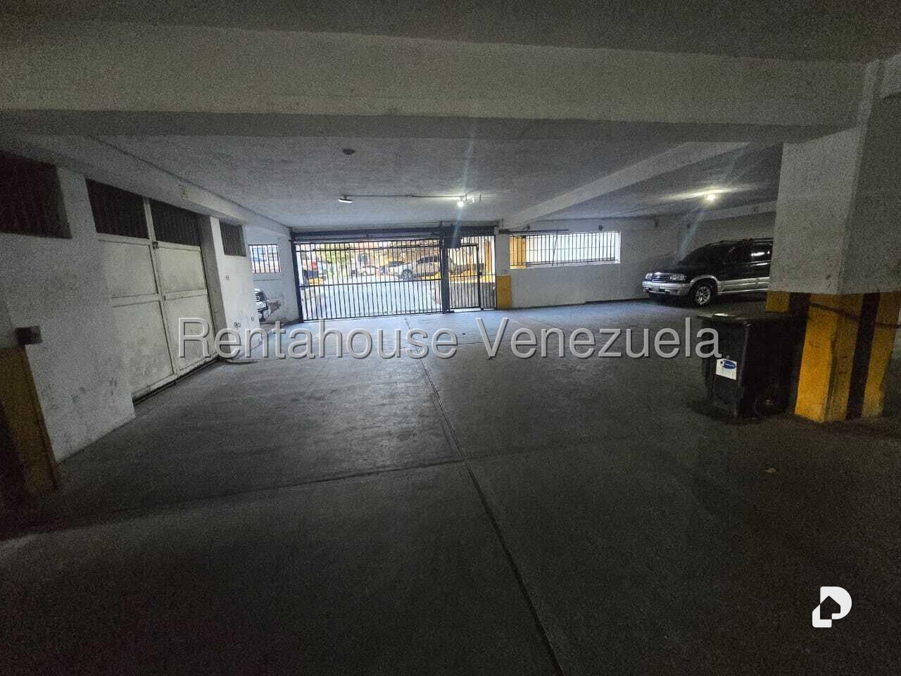 Apartamento en Las Acacias, Caracas – 18