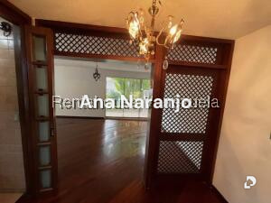 House in Prados del Este, Caracas – 30