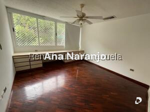 House in Prados del Este, Caracas – 9