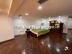 House in Prados del Este, Caracas – 16