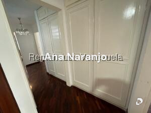 House in Prados del Este, Caracas – 13