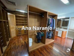 House in Prados del Este, Caracas – 21