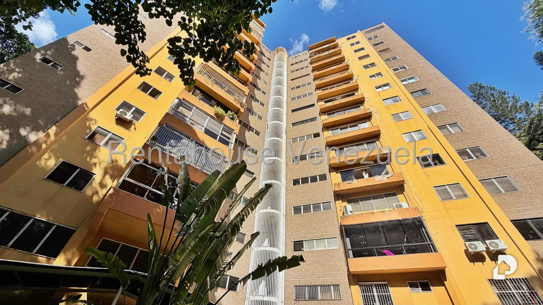 Apartamento en Cerro Verde, Caracas – 1