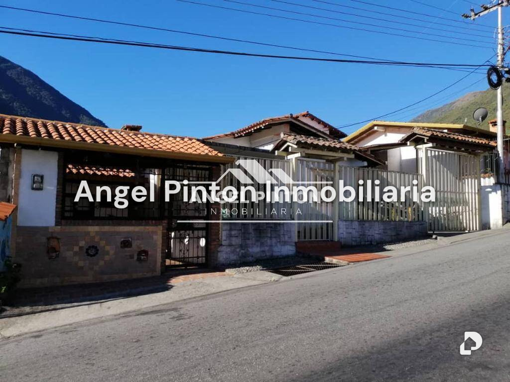 Casa en Plaza Bolivar, Santo Domingo – 1