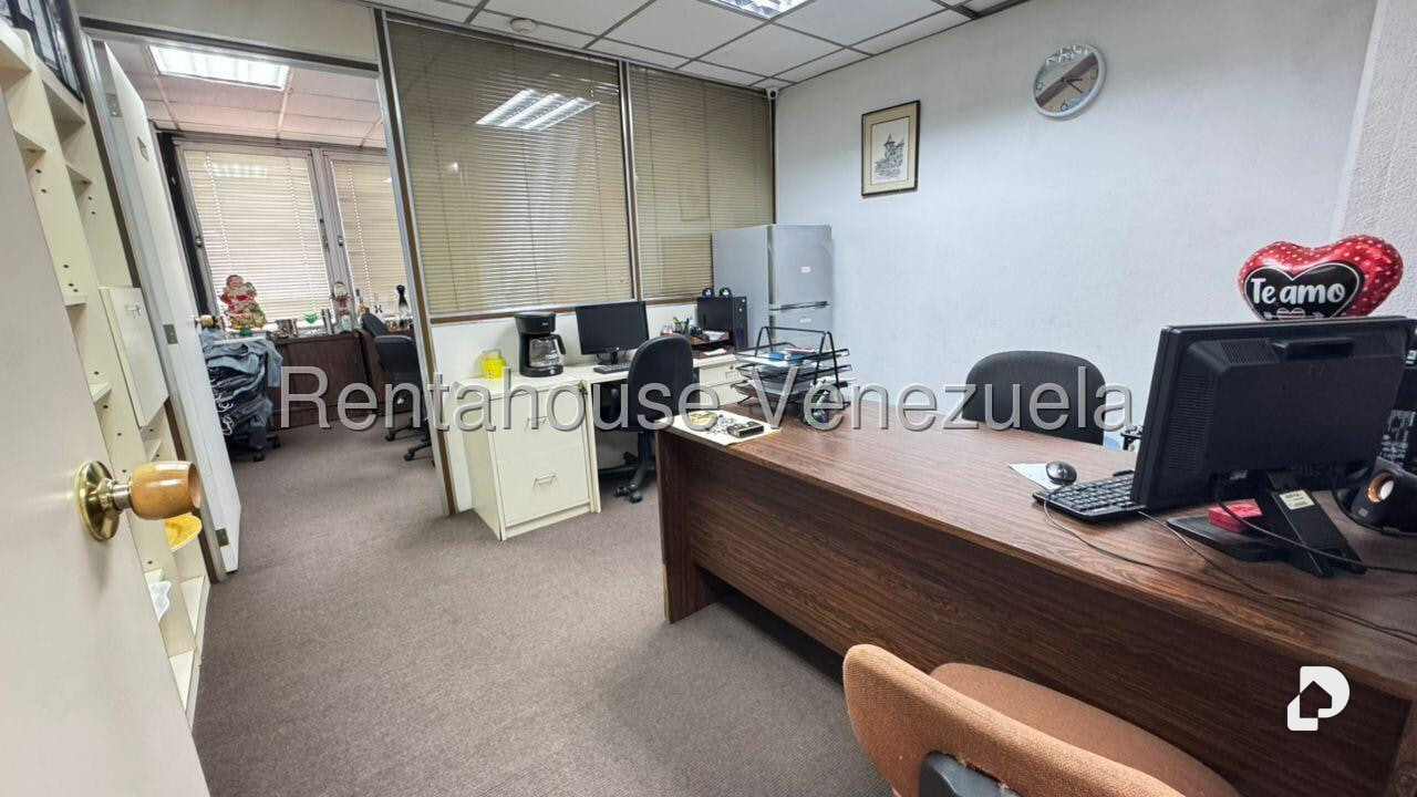 Oficina en Parroquia Altagracia, Caracas – 12