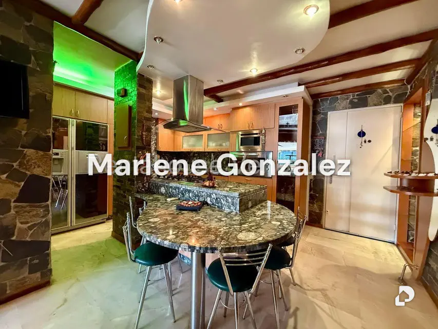 Apartamento en El Hatillo, Caracas – 3