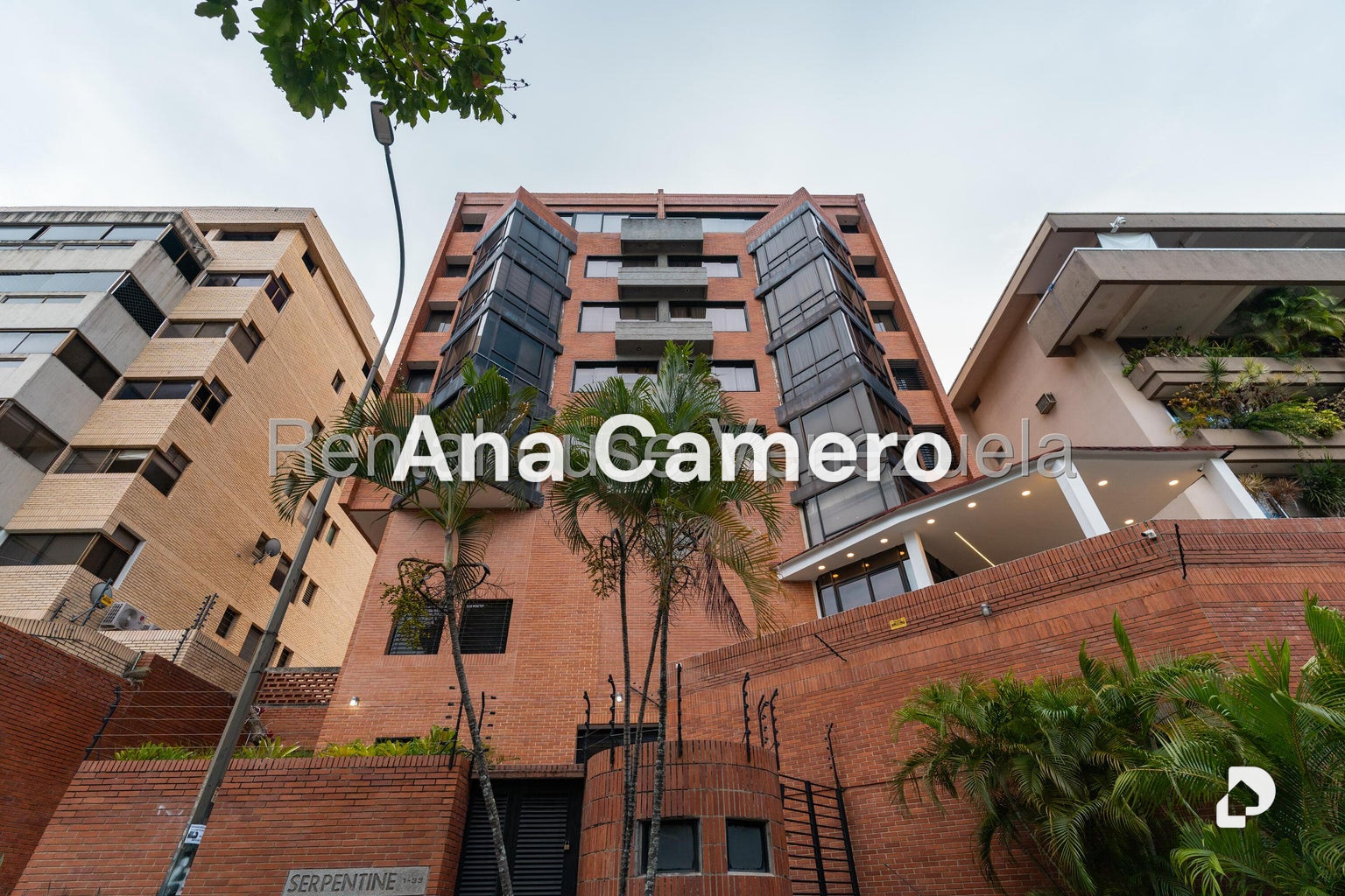 Apartamento en Las Mercedes, Caracas – 1