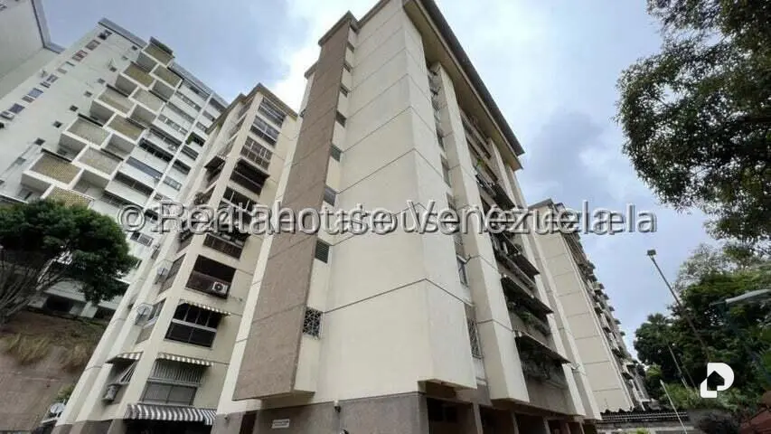 Apartamento en El Cafetal, Caracas – 2