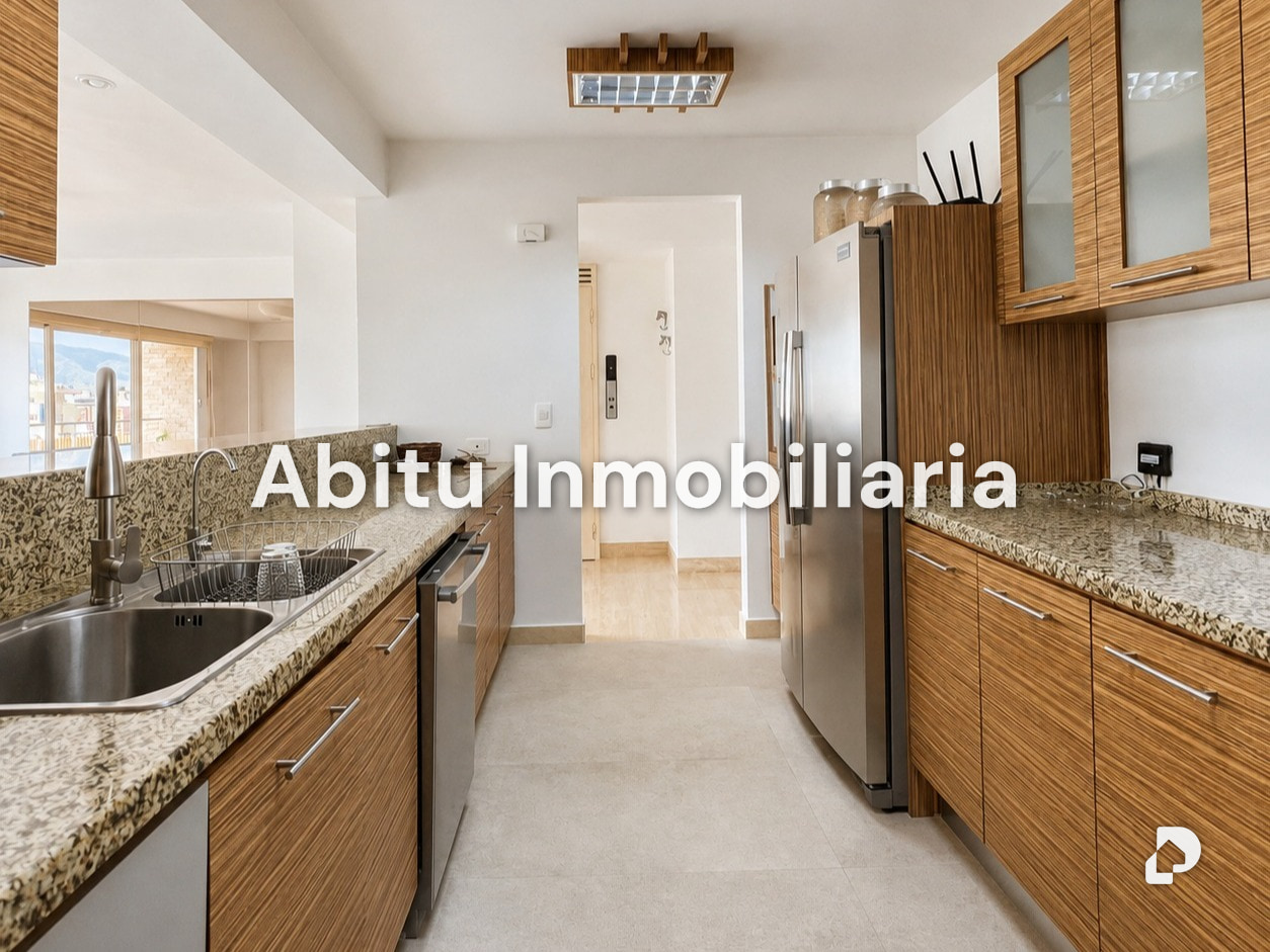 Apartamento en Lomas de Las Mercedes, Caracas – 18