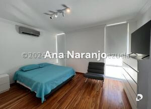 House in Prados del Este, Caracas – 25