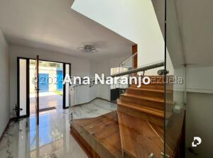 House in Prados del Este, Caracas – 22