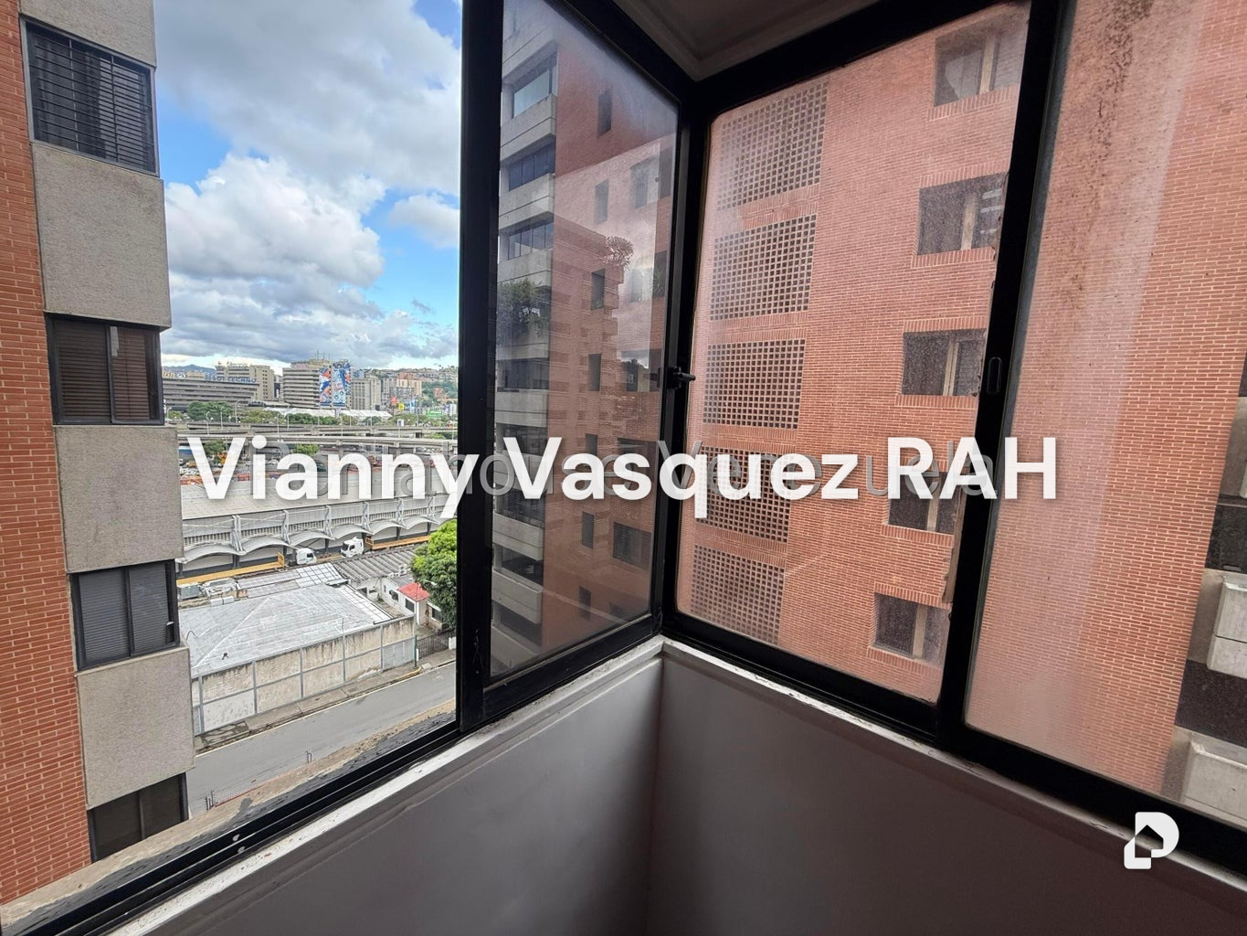 Apartamento en El Rosal, Caracas – 15