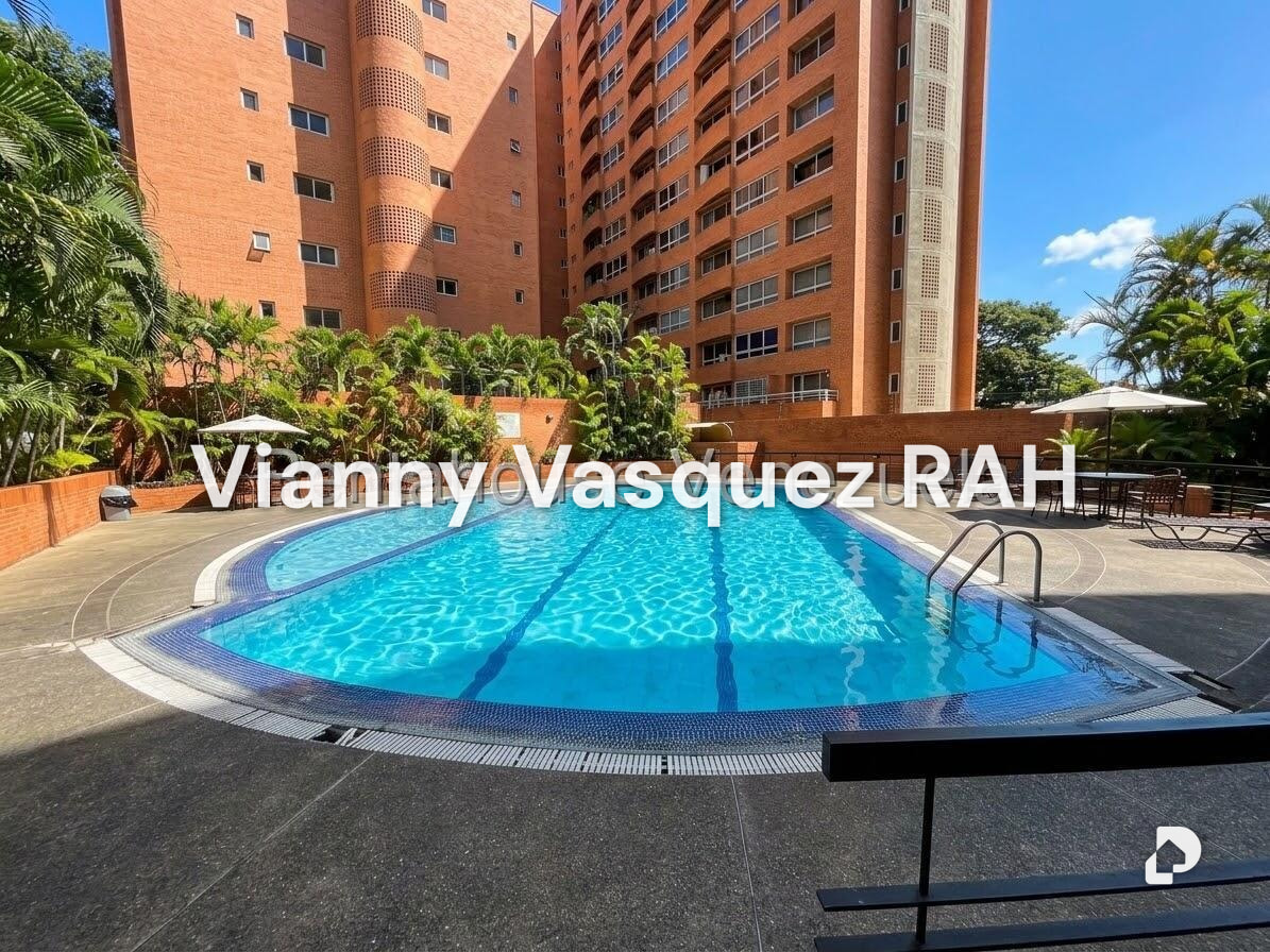 Apartamento en El Rosal, Caracas – 17