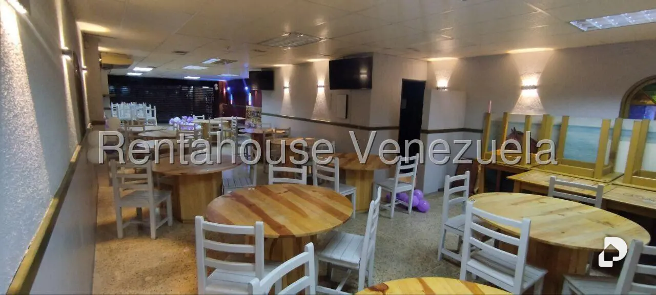 Local comercial en La Urbina, Caracas