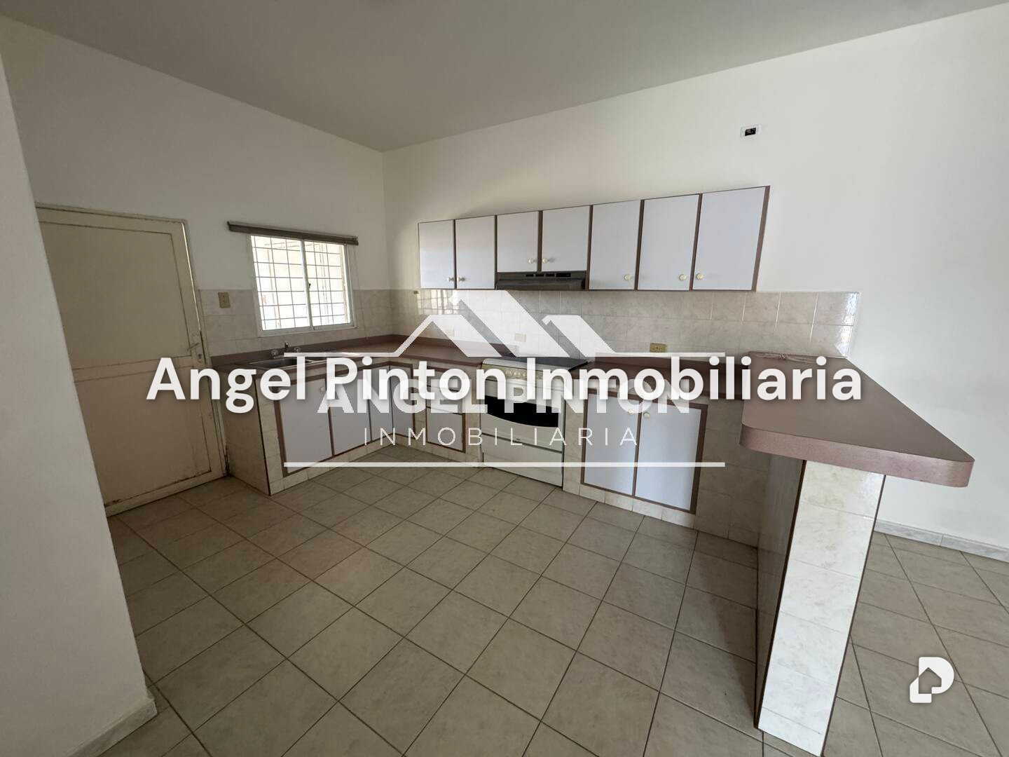 Terreno en Avenida Intercomunal, Ciudad Ojeda – 22