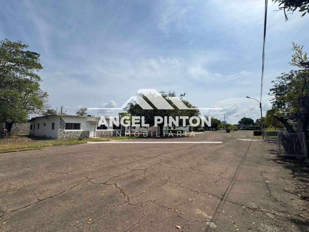 Terreno en Avenida Intercomunal, Ciudad Ojeda - 1