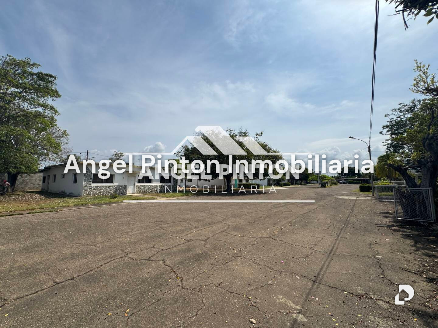 Terreno en Avenida Intercomunal, Ciudad Ojeda – 1