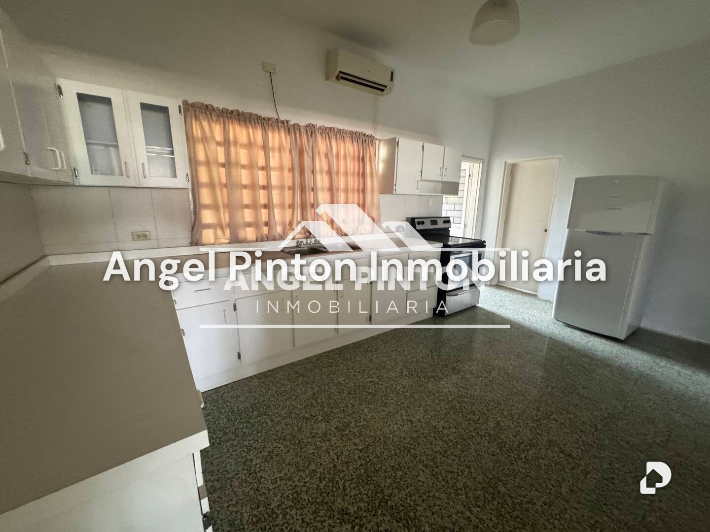 Terreno en Avenida Intercomunal, Ciudad Ojeda – 20