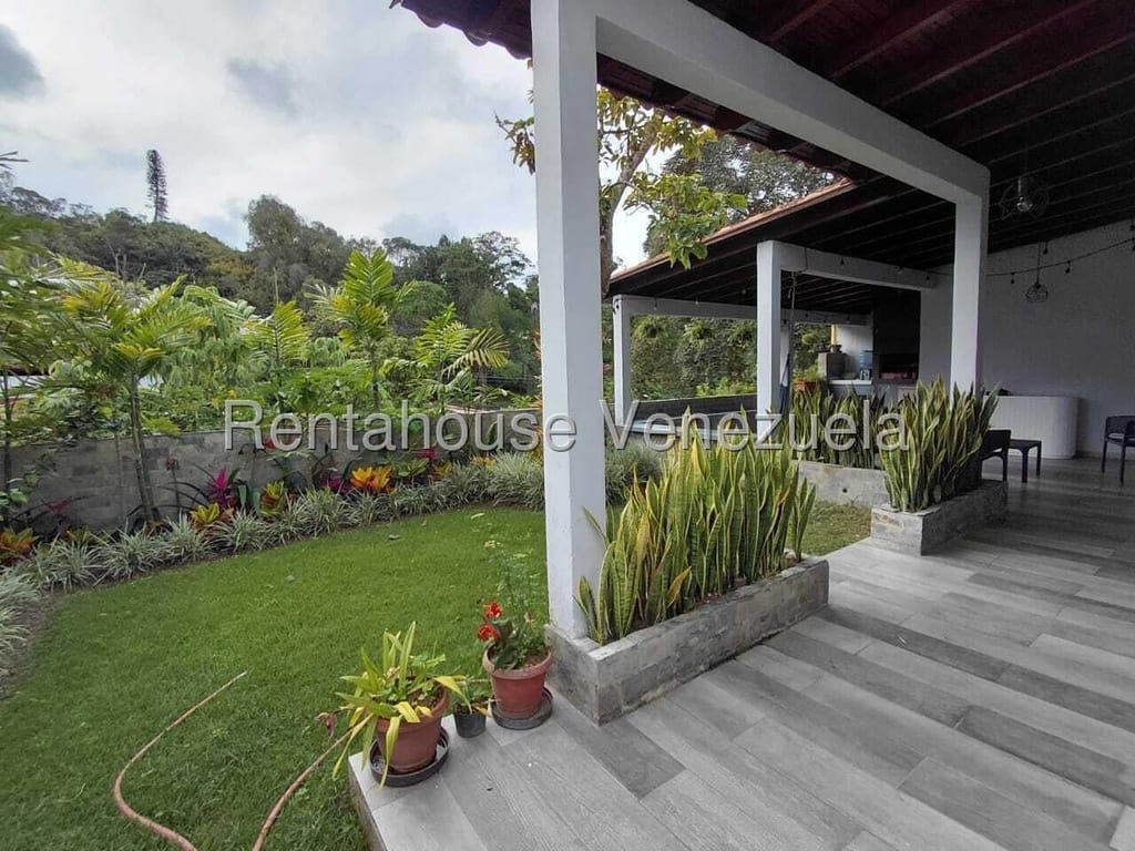 Casa en San Antonio de Los Altos - 1