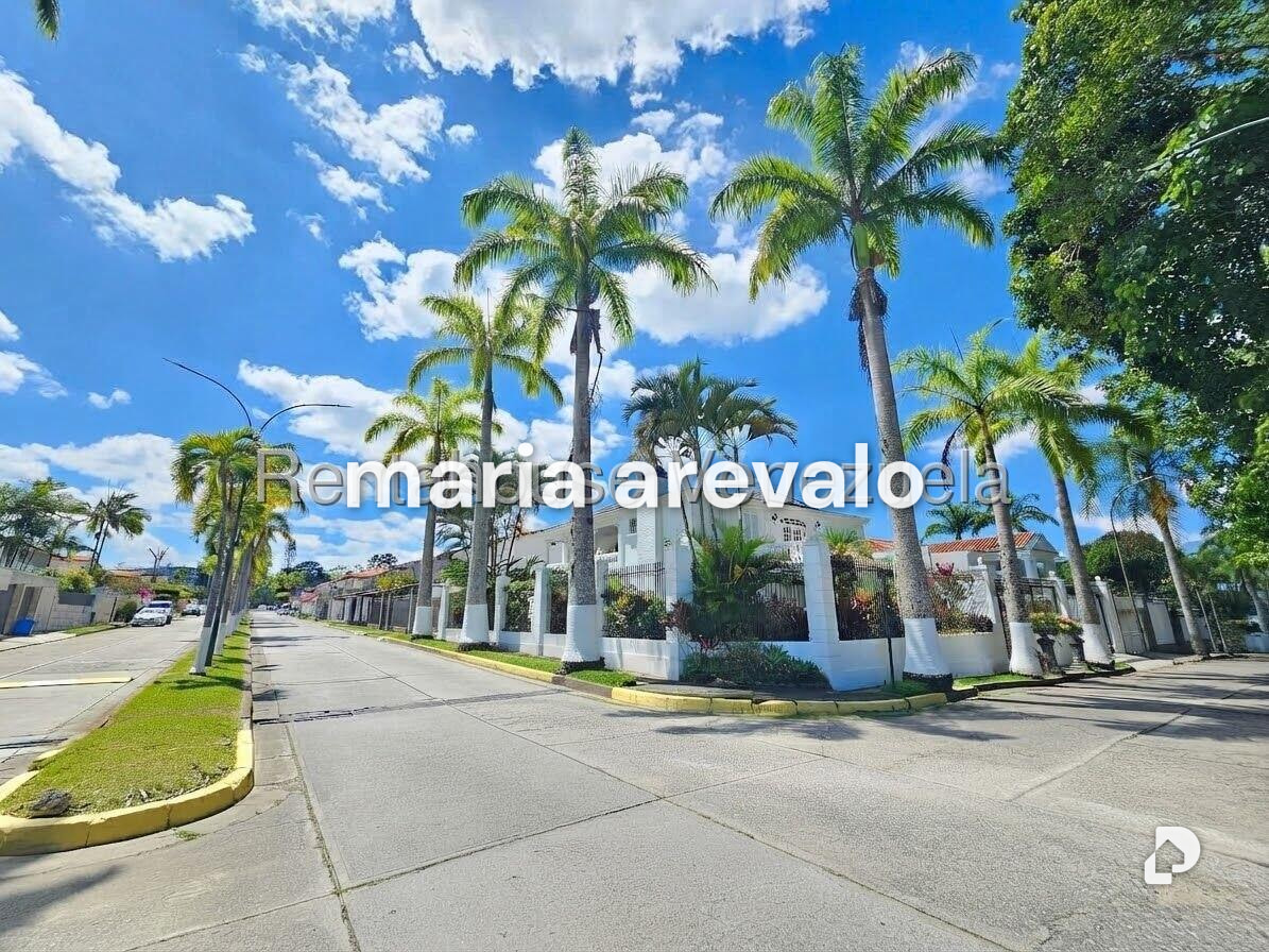 Casa en Lomas de La Lagunita, Caracas – 1