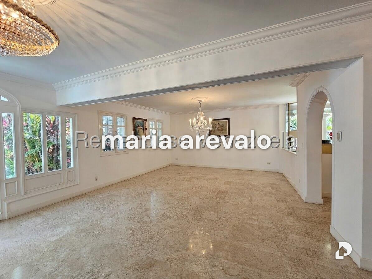 Casa en Lomas de La Lagunita, Caracas – 17