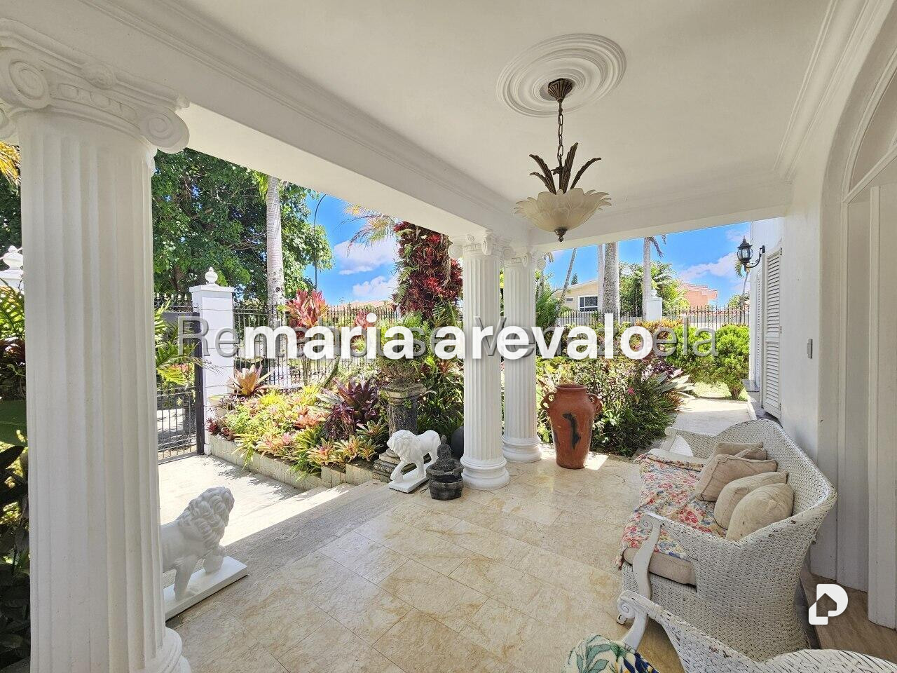 Casa en Lomas de La Lagunita, Caracas – 4