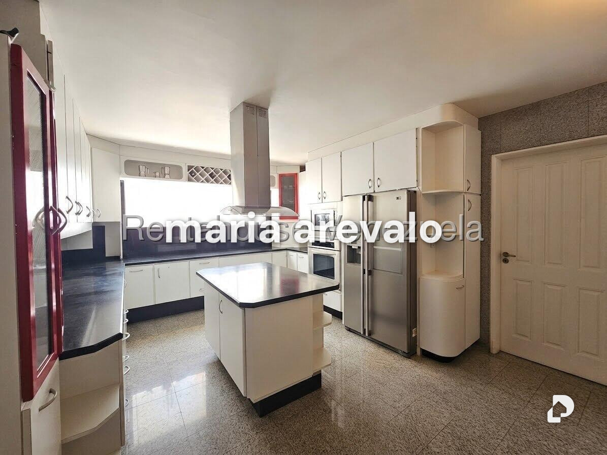 Casa en Lomas de La Lagunita, Caracas – 12