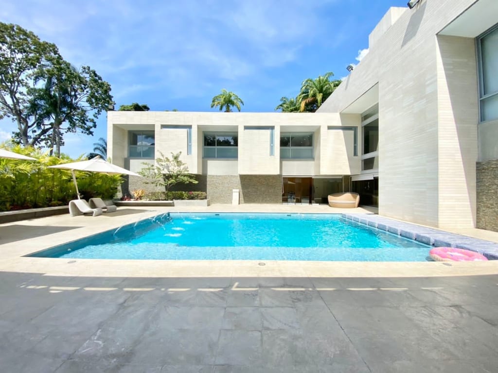 Casa en Country Club, Caracas - 1
