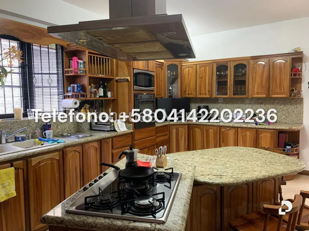 House in Los Naranjos (del Cafetal), Caracas – 40