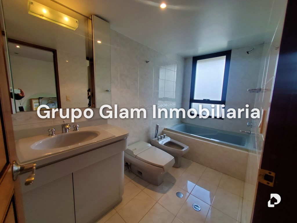 Apartamento en Los Chorros, Caracas – 33