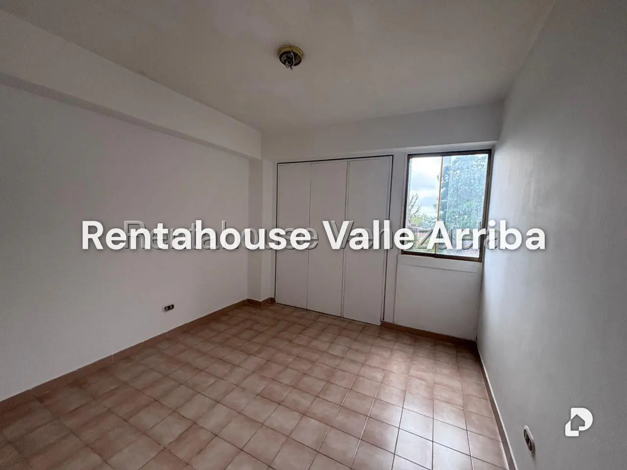 Apartamento en San Antonio, Los Teques – 13