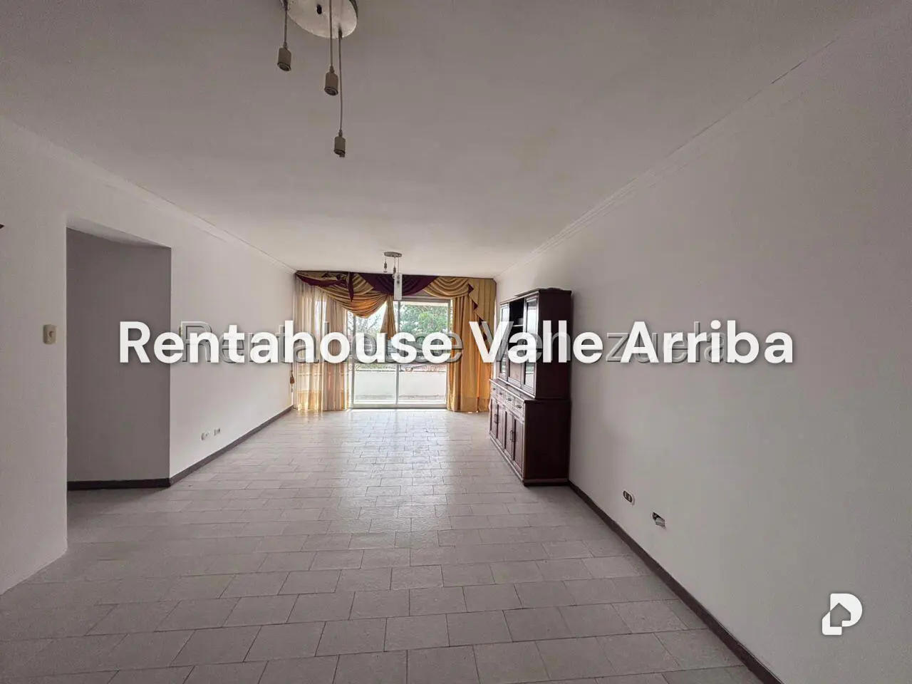 Apartamento en San Antonio, Los Teques – 2